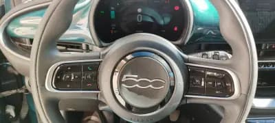 Vendo Fiat 500e 2023 - 19000 EUR, 24336 km - AUTO.MOTO.pt