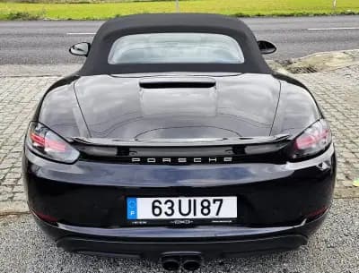 Vendo Porsche 718 Boxster 2016 - 64999 EUR, 26000 km - AUTO.MOTO.pt
