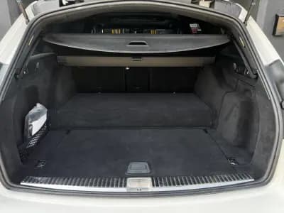 Sell Mercedes-Benz E 300 2019 - 33490 EUR, 105000 km - AUTO.MOTO.pt