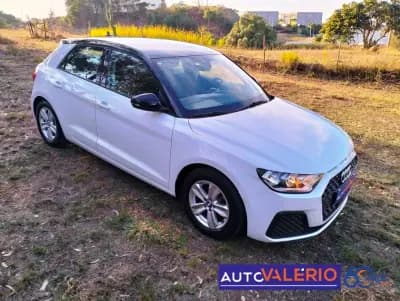 Vendo Audi A1 Sportback 2019 - 18950 EUR, 69000 km - AUTO.MOTO.pt