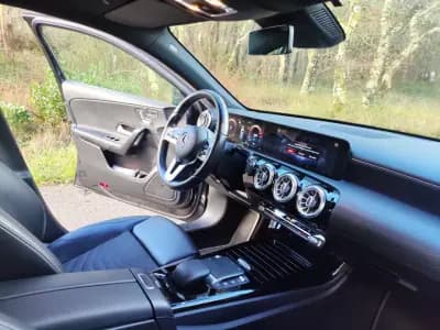 Sell Mercedes-Benz A 250 2021 - 24900 EUR, 146800 km - AUTO.MOTO.pt