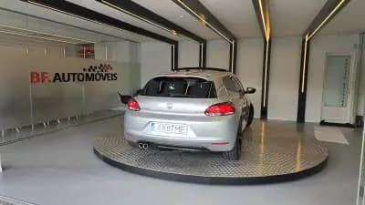 Vendo Volkswagen Scirocco 2010 - 10900 EUR, 289436 km - AUTO.MOTO.pt