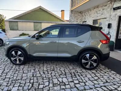 Vendo Volvo XC 40 2021 - 29500 EUR, 116000 km - AUTO.MOTO.pt