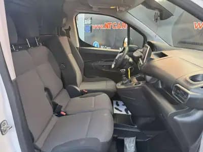 Sell Peugeot Partner 2021 - 13900 EUR, 116841 km - AUTO.MOTO.pt