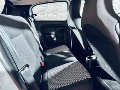 Vendo Renault Twingo 2023 - 16990 EUR, 16461 km - AUTO.MOTO.pt