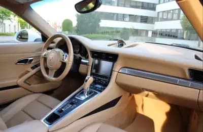 Vendo Porsche 911 2013 - 85750 EUR, 95500 km - AUTO.MOTO.pt