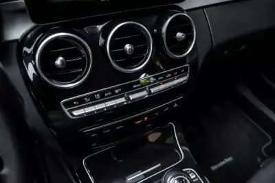 Sell Mercedes-Benz C 180 2020 - 20900 EUR, 212147 km - AUTO.MOTO.pt