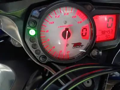 Sell Suzuki GSX-R 600 2006 - 6540 EUR, 38500 km - AUTO.MOTO.pt