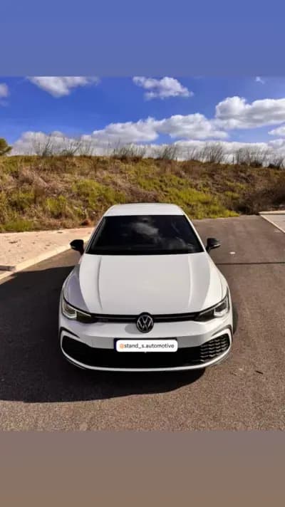 Vendo Volkswagen Golf 2022 - 35000 EUR, 45000 km - AUTO.MOTO.pt