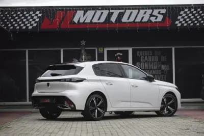 Vendo Peugeot 308 2022 - 22900 EUR, 133639 km - AUTO.MOTO.pt