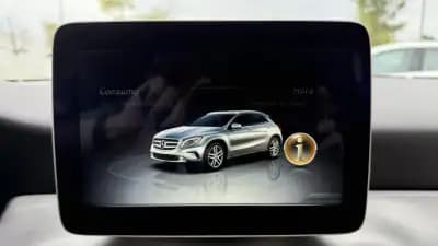 Sell Mercedes-Benz GLA 180 2017 - 24900 EUR, 64269 km - AUTO.MOTO.pt