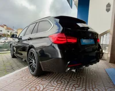 Vendo BMW 318 2016 - 17950 EUR, 172000 km - AUTO.MOTO.pt