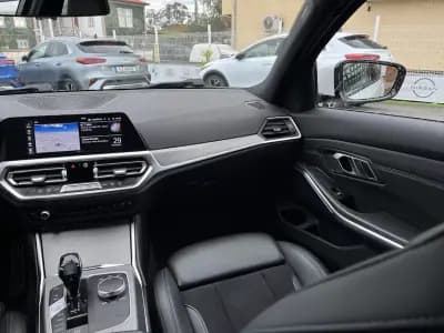 Vendo BMW 320 2021 - 25950 EUR, 229000 km - AUTO.MOTO.pt