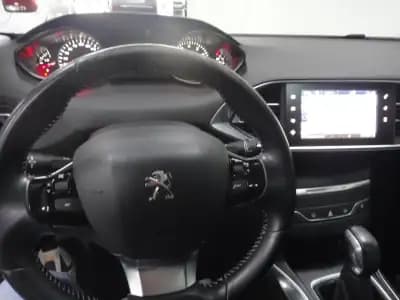 Sell Peugeot 308 2016 - 10900 EUR, 136000 km - AUTO.MOTO.pt