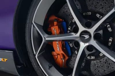 Vendo McLaren 600 2019 - 229950 EUR, 32000 km - AUTO.MOTO.pt