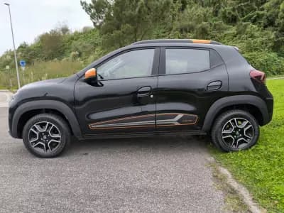 Vendo Dacia Spring 2022 - 11750 EUR, 31198 km - AUTO.MOTO.pt