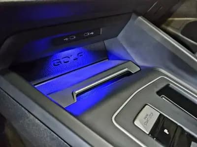 Vendo Volkswagen Golf 2021 - 36500 EUR, 60950 km - AUTO.MOTO.pt