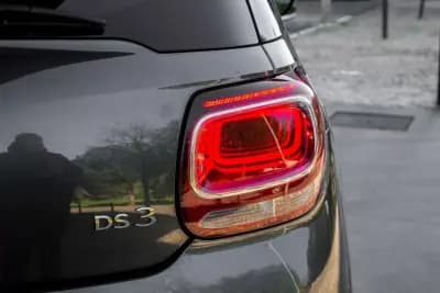 Vendo DS DS3 2017 - 11900 EUR, 94499 km - AUTO.MOTO.pt