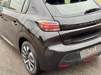 Sell Peugeot 208 2024 - 17990 EUR, 1500 km - AUTO.MOTO.pt