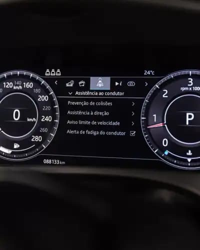 Vendo Jaguar F-Pace 2020 - 37950 EUR, 80000 km - AUTO.MOTO.pt