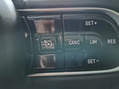 Vendo Fiat 500e 2021 - 15995 EUR, 32834 km - AUTO.MOTO.pt