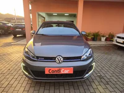 Vendo Volkswagen Golf 2018 - 18990 EUR, 120000 km - AUTO.MOTO.pt