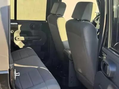 Vendo Jeep Wrangler Unlimited 2007 - 33800 EUR, 140826 km - AUTO.MOTO.pt