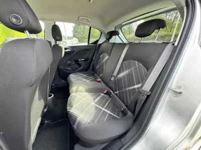 Sell Opel Corsa 2015 - 9200 EUR, 160000 km - AUTO.MOTO.pt