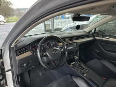 Vendo Volkswagen Passat Variant 2015 - 13950 EUR, 242286 km - AUTO.MOTO.pt