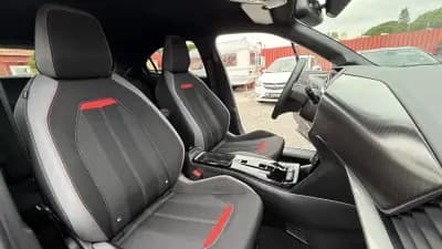 Vendo Opel Mokka-e 2023 - 23990 EUR, 9530 km - AUTO.MOTO.pt