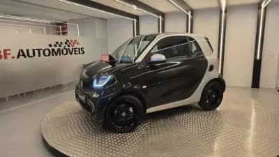 Vendo Smart Fortwo Cabrio 2014 - 8900 EUR, 145888 km - AUTO.MOTO.pt