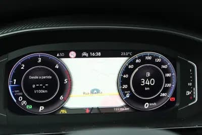 Vendo Volkswagen Arteon 2021 - 25990 EUR, 155000 km - AUTO.MOTO.pt