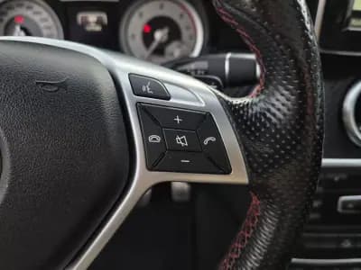 Vendo Mercedes-Benz A 180 2015 - 17990 EUR, 137000 km - AUTO.MOTO.pt