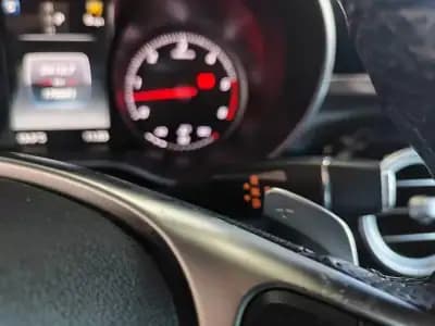 Vendo Mercedes-Benz GLC 220 2015 - 27450 EUR, 178000 km - AUTO.MOTO.pt