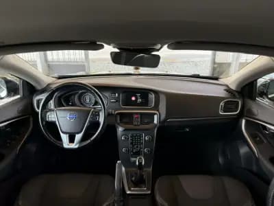 Sell Volvo V40 2014 - 10950 EUR, 203325 km - AUTO.MOTO.pt