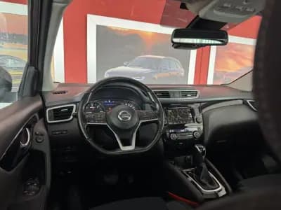 Vendo Nissan Qashqai 2020 - 23500 EUR, 99546 km - AUTO.MOTO.pt