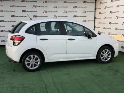 Vendo Citroën C3 2015 - 5990 EUR, 167000 km - AUTO.MOTO.pt