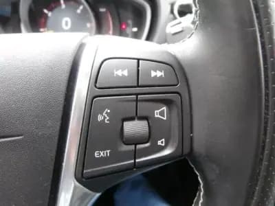 Vendo Volvo V40 2017 - 16800 EUR, 170641 km - AUTO.MOTO.pt