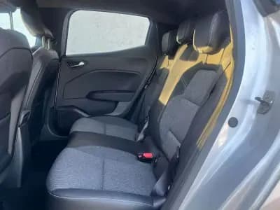 Sell Renault Clio 2023 - 14500 EUR, 80483 km - AUTO.MOTO.pt