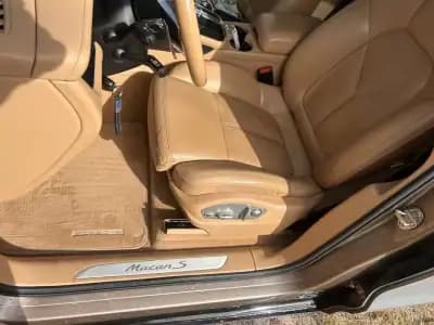 Vendo Porsche Macan 2016 - 42900 EUR, 145000 km - AUTO.MOTO.pt