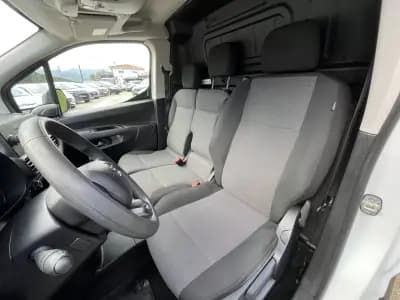 Sell Toyota Proace 2022 - 14400 EUR, 158000 km - AUTO.MOTO.pt