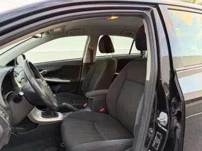 Sell Toyota Corolla 2008 - 9200 EUR, 231063 km - AUTO.MOTO.pt