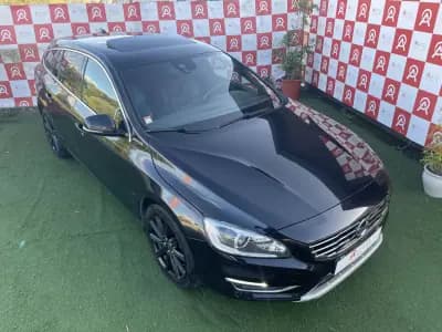 Sell Volvo V60 2015 - 14990 EUR, 184500 km - AUTO.MOTO.pt