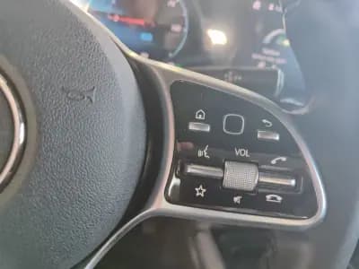 Sell Mercedes-Benz EQA 2022 - 35350 EUR, 31000 km - AUTO.MOTO.pt