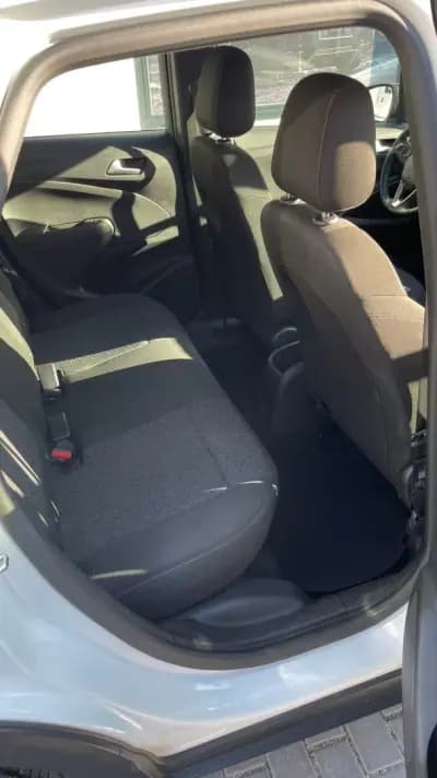 Vendo Opel Crossland 2022 - 17450 EUR, 40566 km - AUTO.MOTO.pt