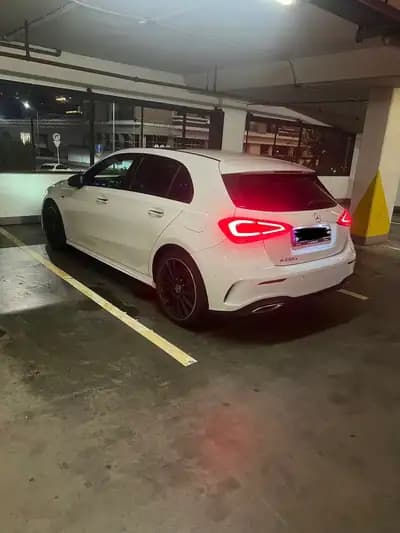 Vendo Mercedes-Benz A 250 2021 - 31700 EUR, 120000 km - AUTO.MOTO.pt