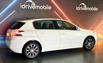 Sell Peugeot 308 2014 - 8990 EUR, 180724 km - AUTO.MOTO.pt