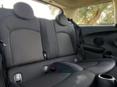 Vendo MINI Cooper 2023 - 23995 EUR, 20000 km - AUTO.MOTO.pt