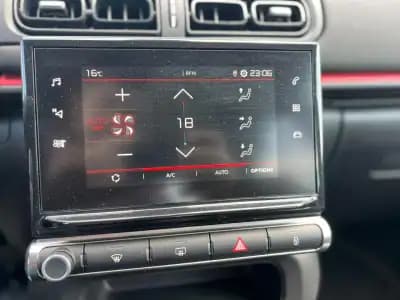 Vendo Citroën C3 2022 - 15000 EUR, 53289 km - AUTO.MOTO.pt