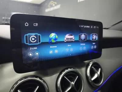 Vendo Mercedes-Benz GLA 200 2014 - 22950 EUR, 245585 km - AUTO.MOTO.pt